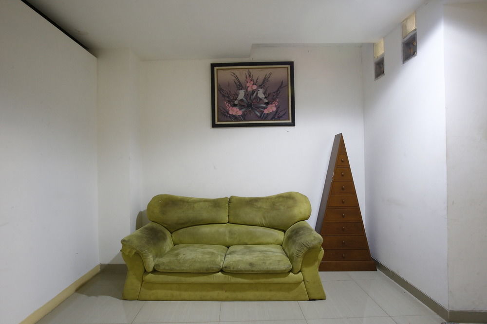 Reddoorz Near Cilandak Town Square Otel Cakarta Dış mekan fotoğraf