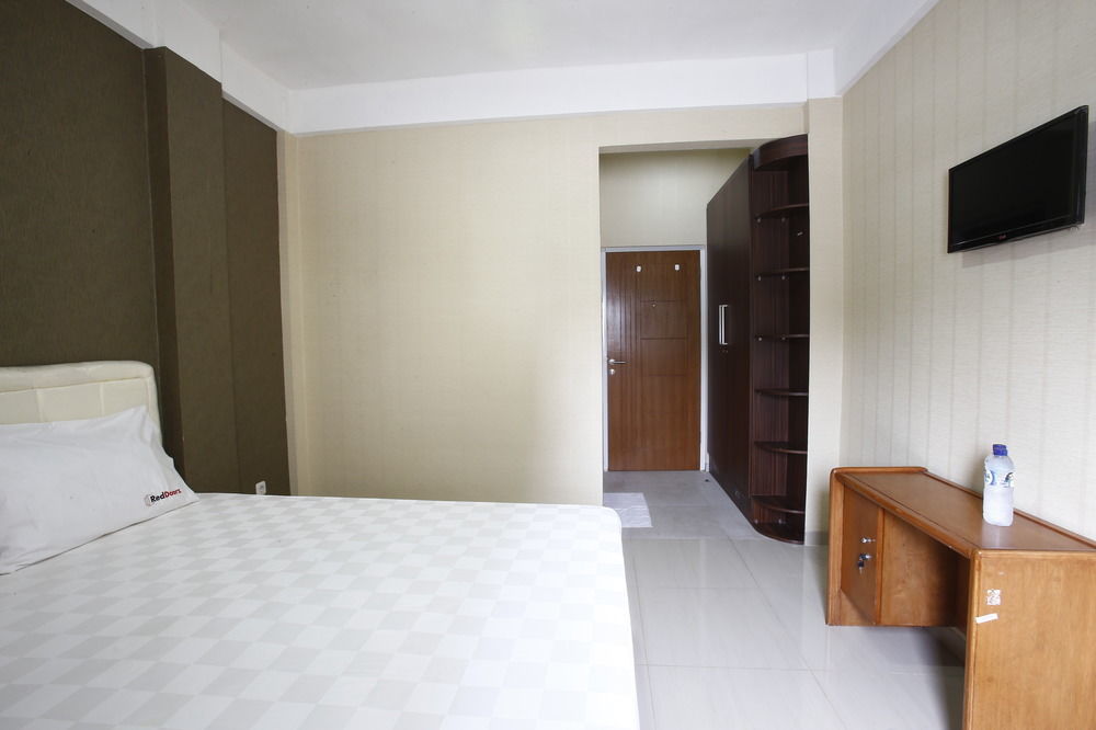 Reddoorz Near Cilandak Town Square Otel Cakarta Dış mekan fotoğraf